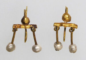 Antique Gold Jewelry