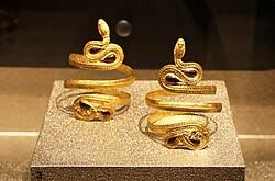 Antique Gold Jewelry